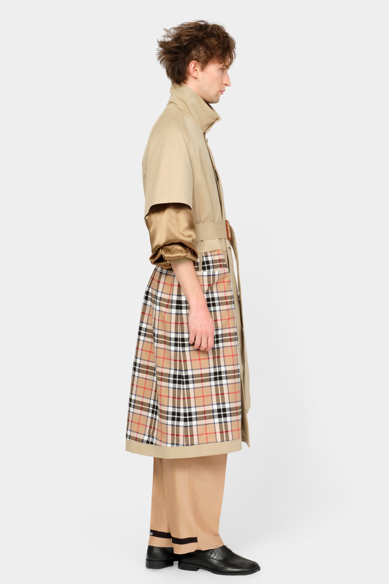 CUT-OFF TRENCH COAT in beige cotton