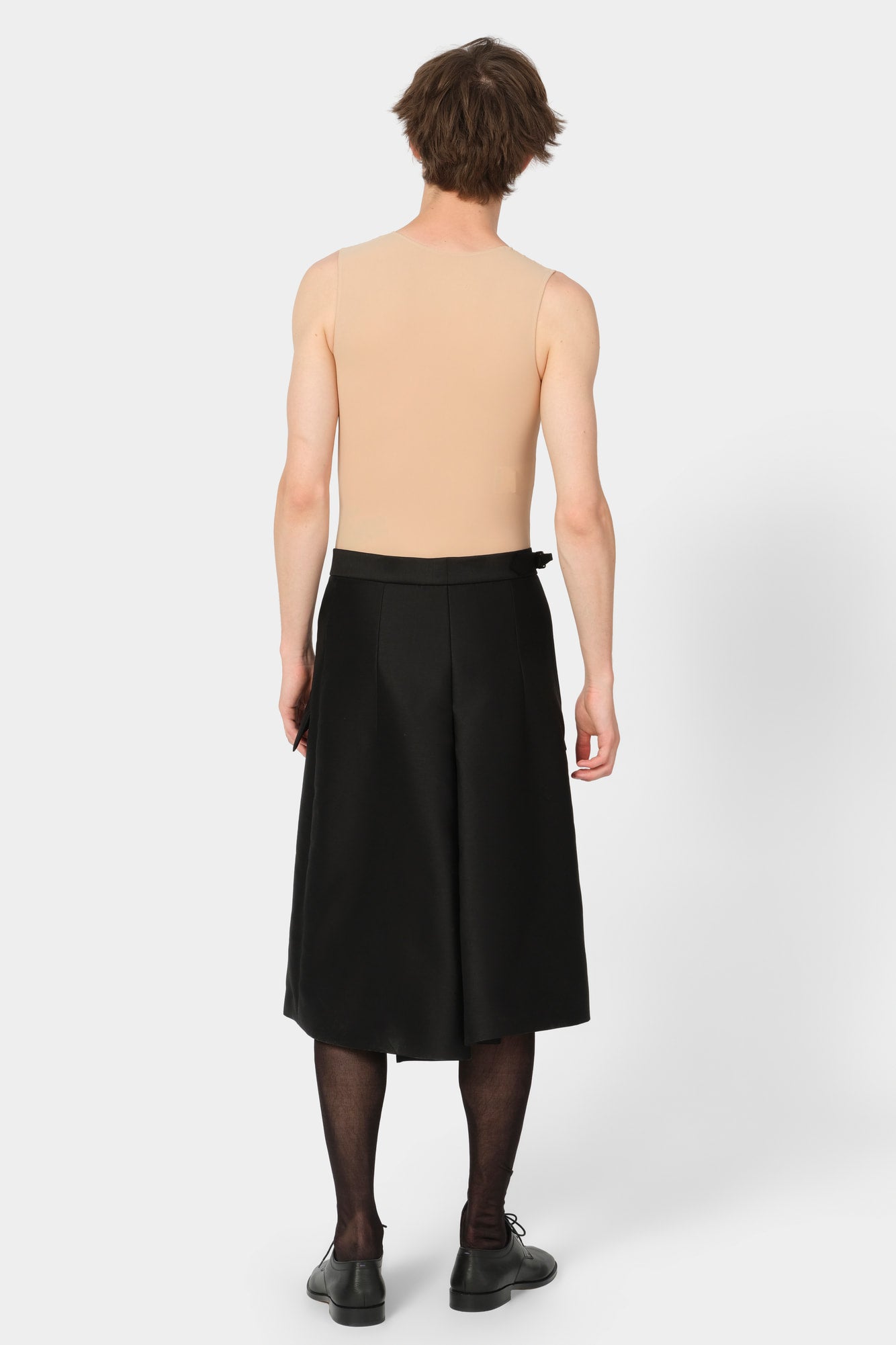 CUT-OFF OVERCOAT CULOTTE in black wool-silk mix