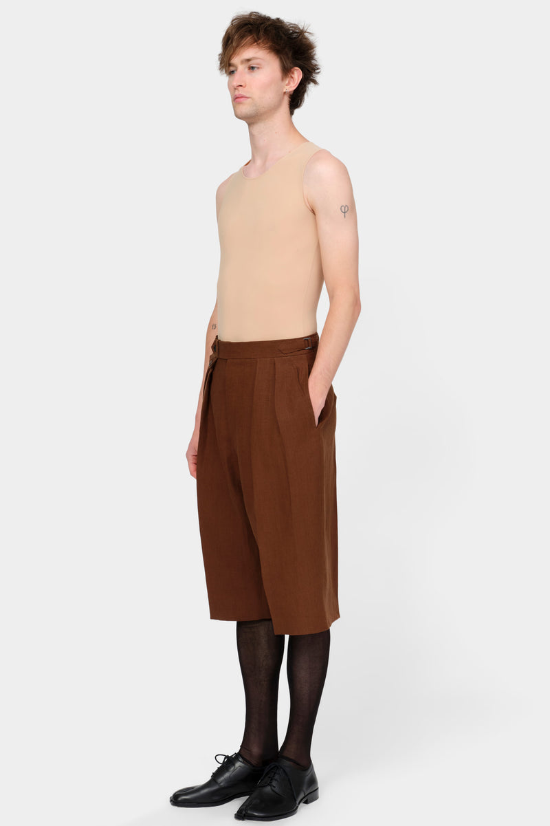 DOUBLE-PLEATED SHORTS in Irish brown linen