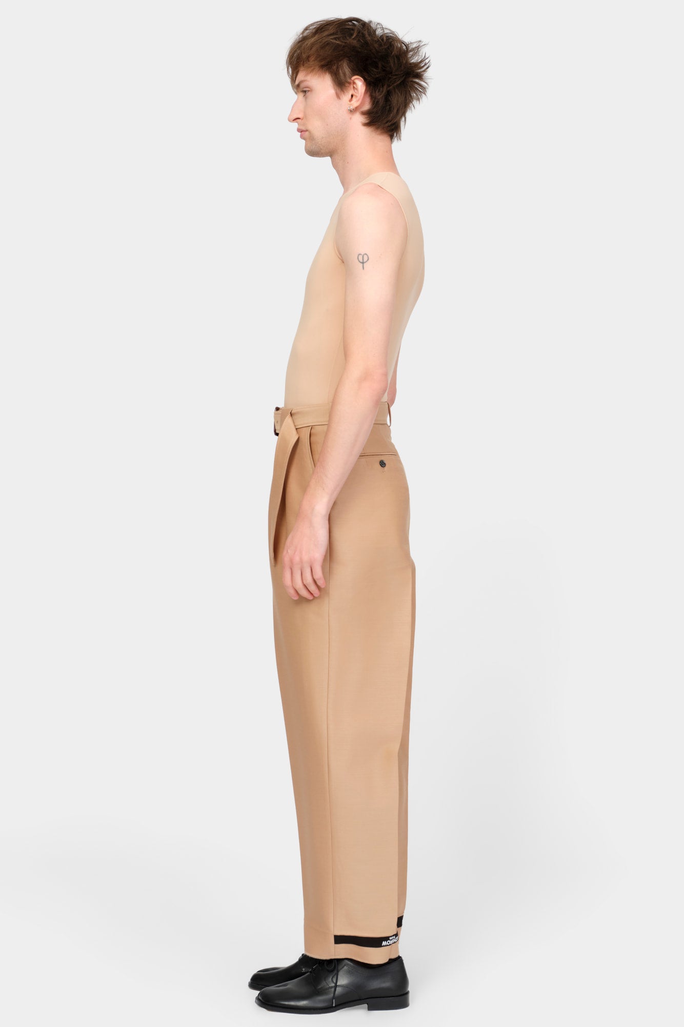 BELTED TAILORED TROUSERS in beige wool-silk mix