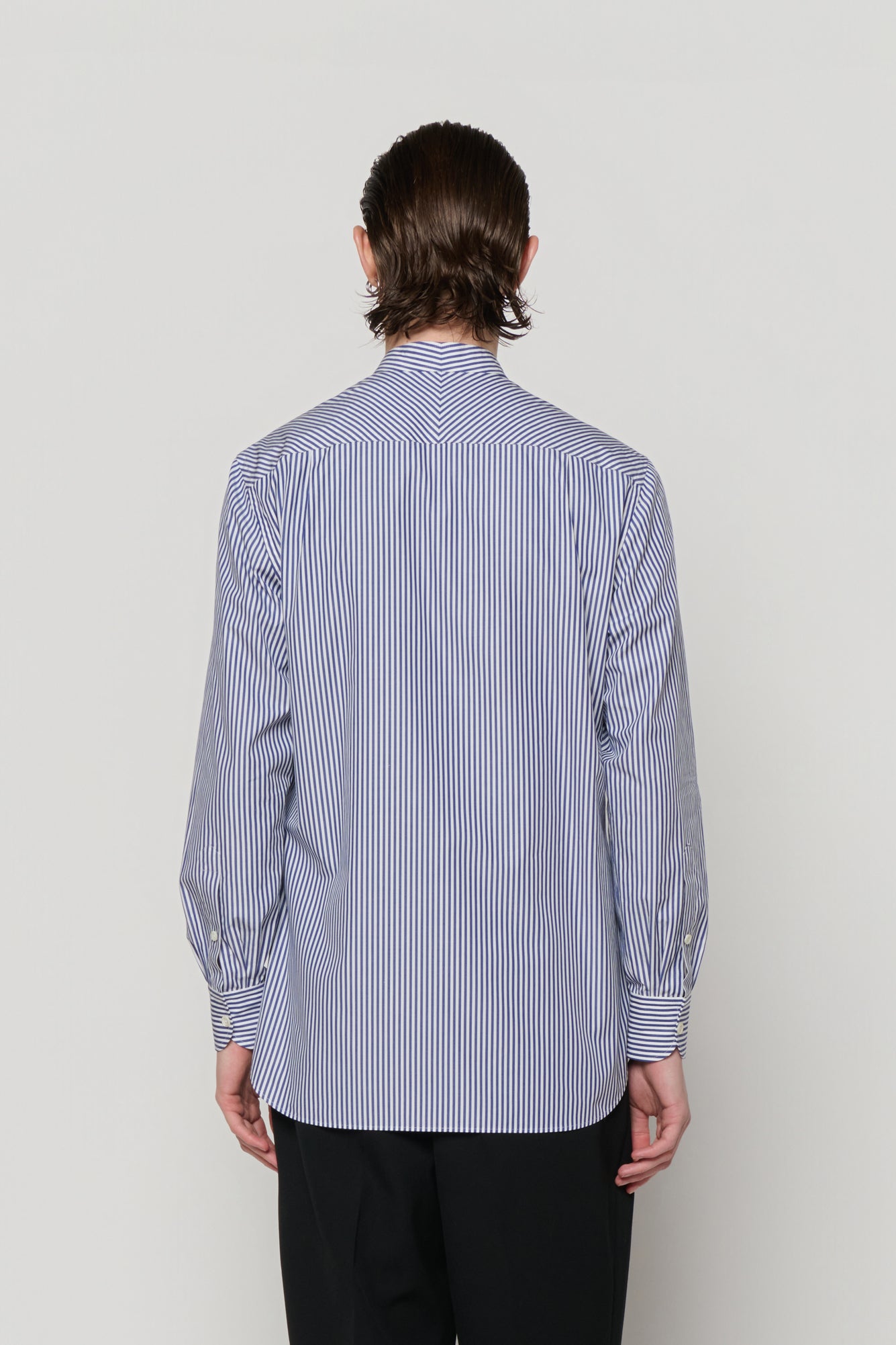 STAND COLLAR SHIRT in blue / white cotton stripe