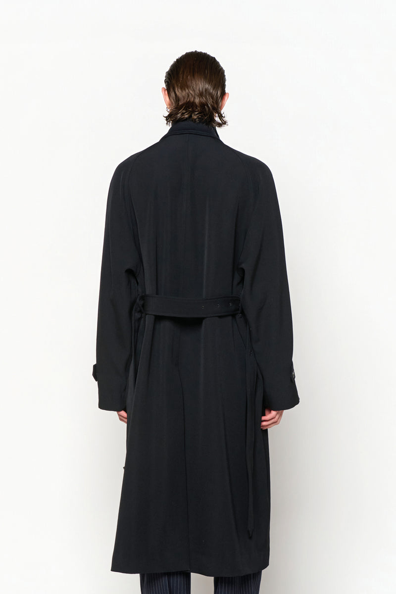 SINGLE-BREASTED RAGLAN OVERCOAT in wool gabardine with knitted collar