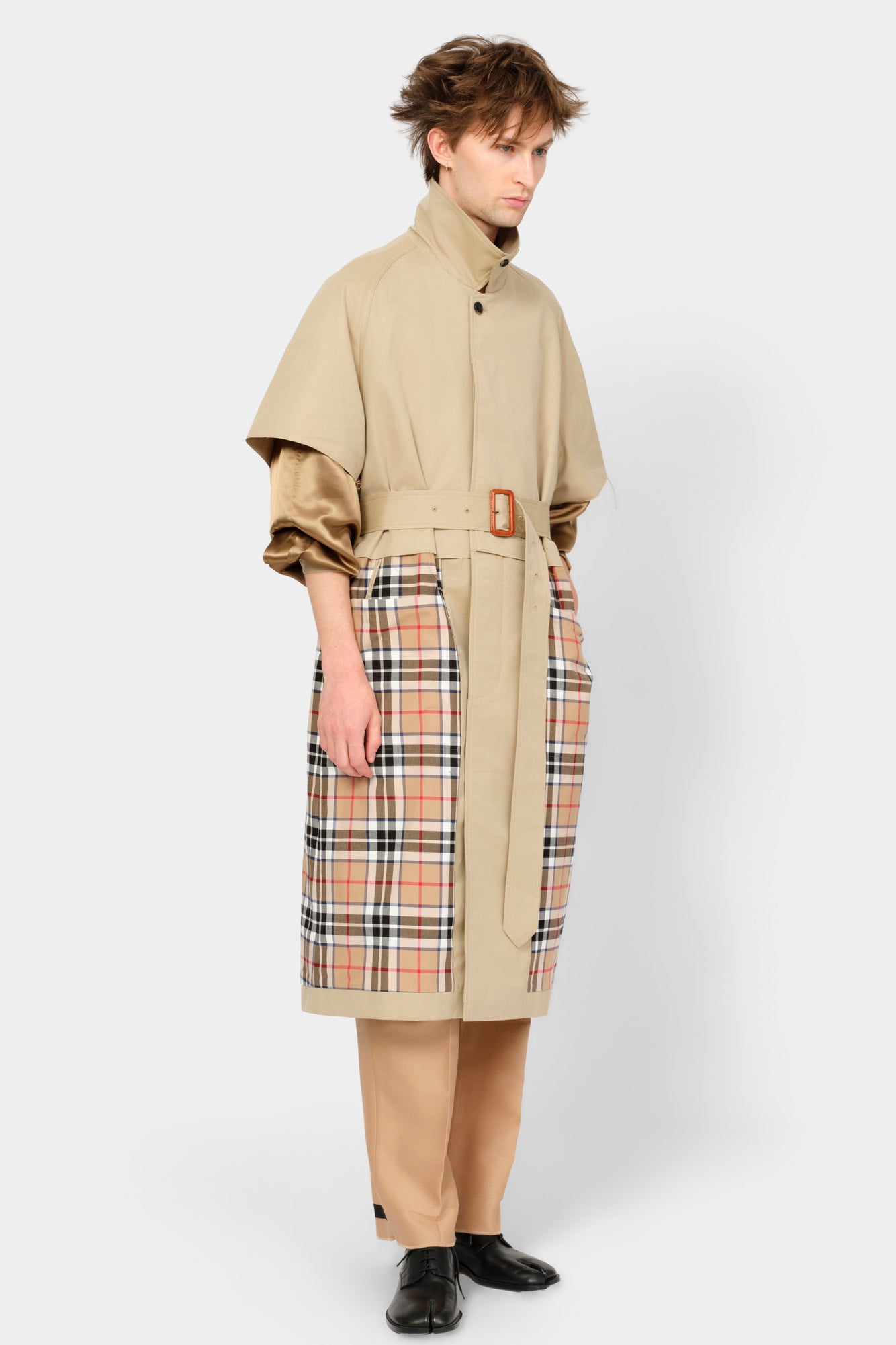 CUT-OFF TRENCH COAT in beige cotton