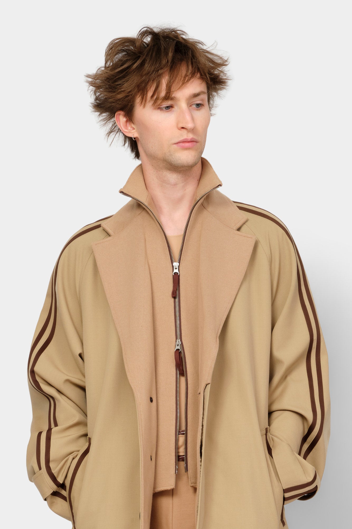 RAGLAN OVERCOAT in wool gabardine with knitted collar