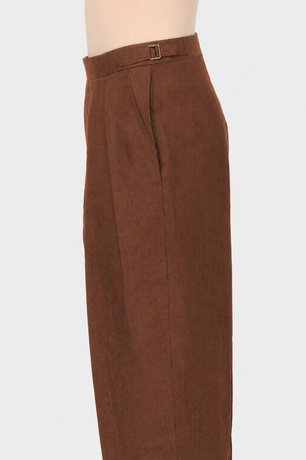 DOUBLE-PLEATED TROUSERS in Irish brown linen