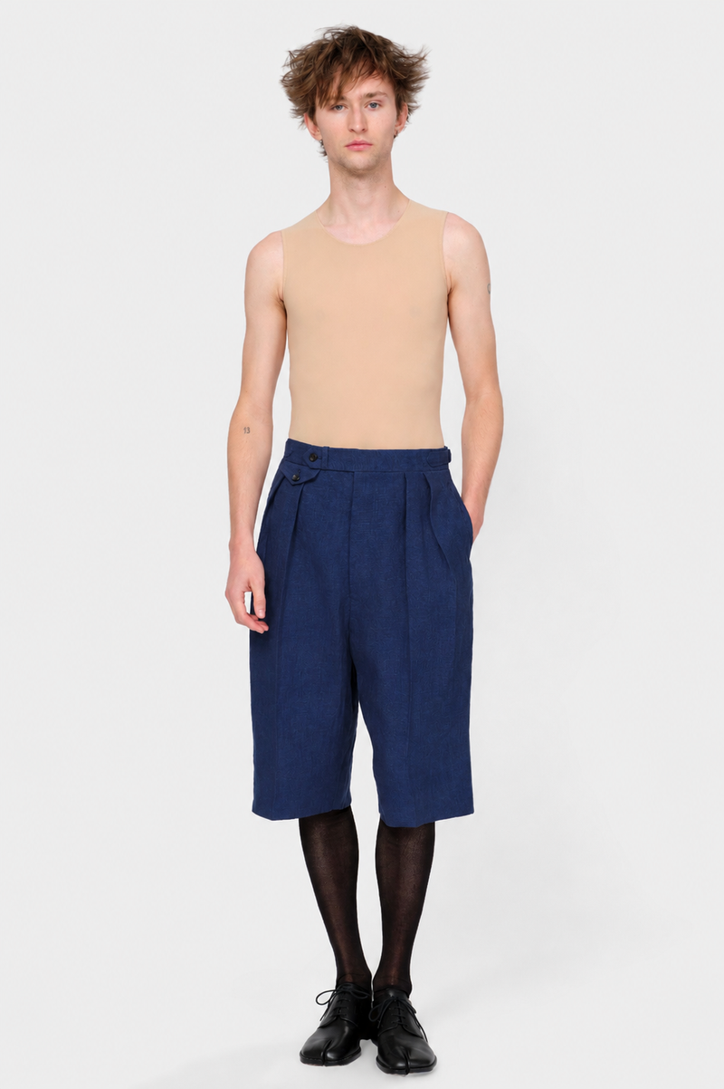 DOUBLE-PLEATED SHORTS in indigo linen