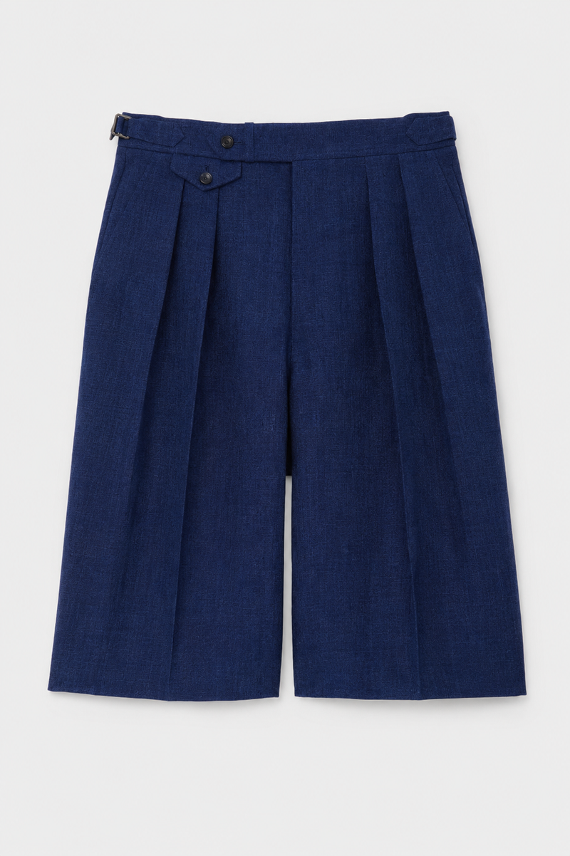 DOUBLE-PLEATED SHORTS in indigo linen